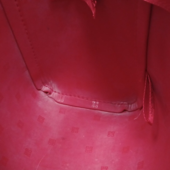 Givenchy makeup bag - Picture 8 of 15